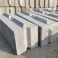 Image of various concrete block sizes available at binblocks.net, including 2'x2'x6', 2'x2'x3', 3'x3'x6', and 3'x3'x3'.